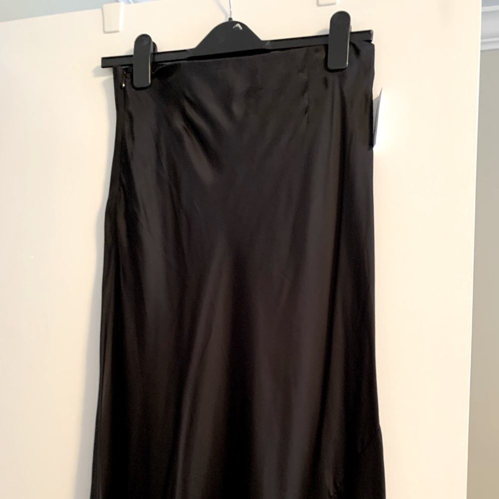 NWT Wilfred Only Slip Skirt size 6